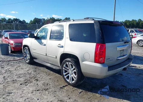 2009 GMC Yukon Slt1 z USA, uszkodzony, nr VIN 1GKEC33389R246926